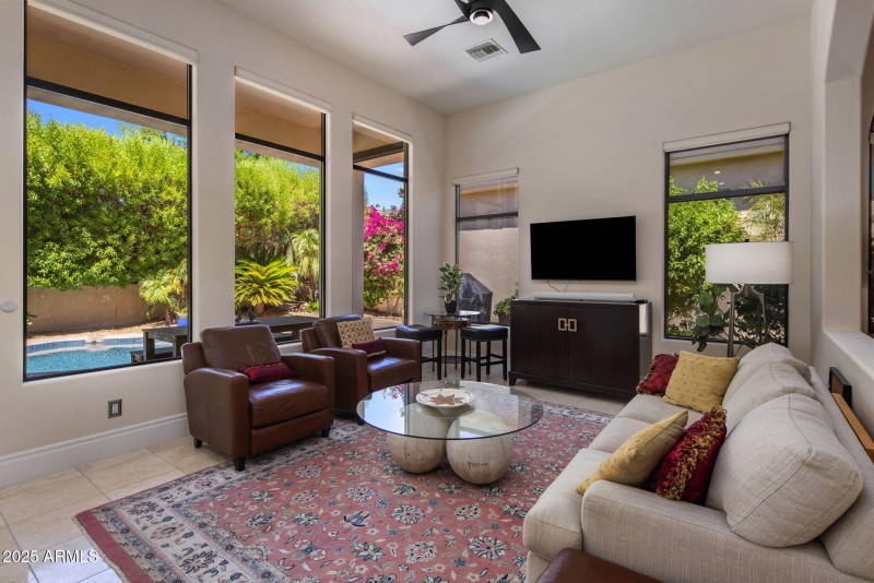 10-web-or-mls-D46A1400 copy