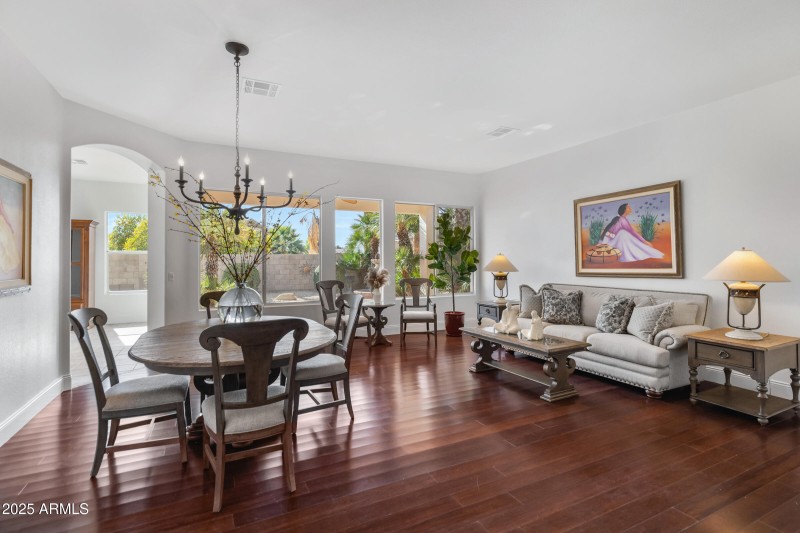 721 W Cherrywood Dr-7