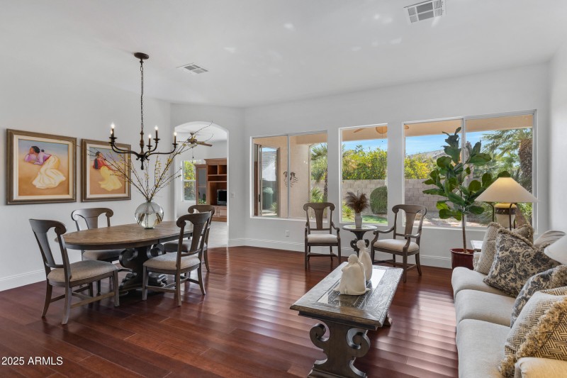 721 W Cherrywood Dr-9