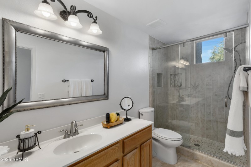 721 W Cherrywood Dr-23