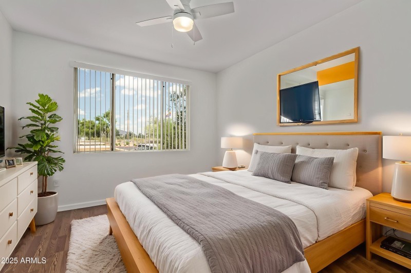 13-Van-Buren - Bedroom - Scandinavian -