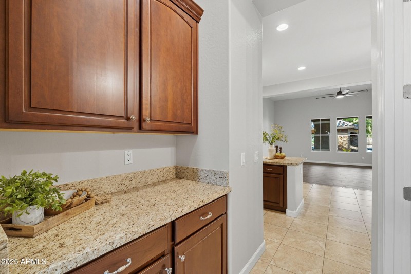 19-web-or-mls-Stonecrest-19