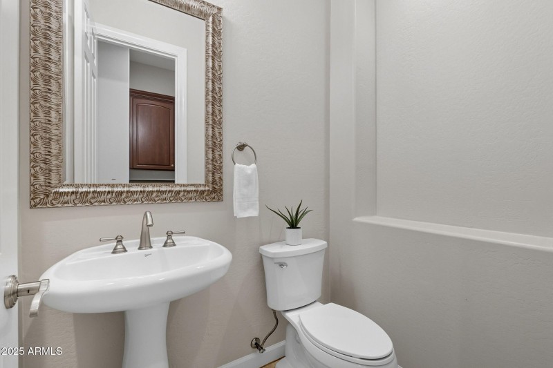 20-web-or-mls-Stonecrest-20