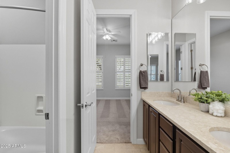 50-web-or-mls-Stonecrest-50