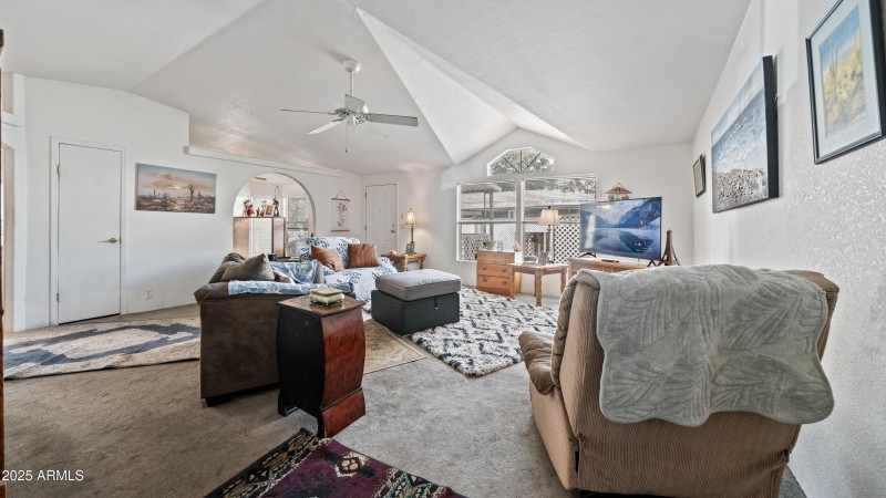 Interior - 547 S Little Bear Tr-10