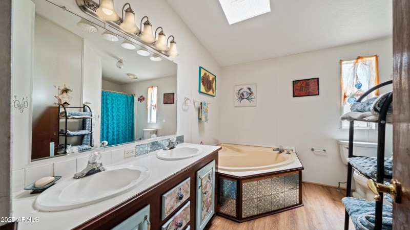 Interior - 547 S Little Bear Tr-13