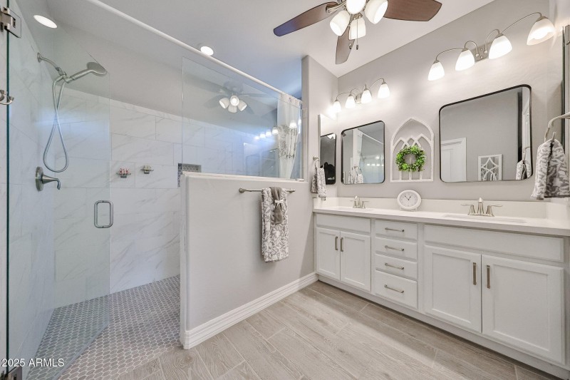 Oversized Walk-in Shower