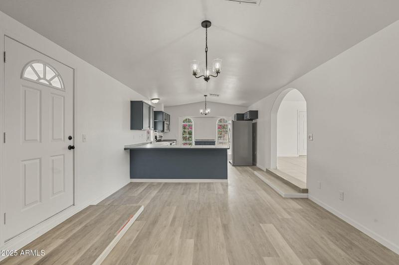 21-web-or-mls-Foothill-10