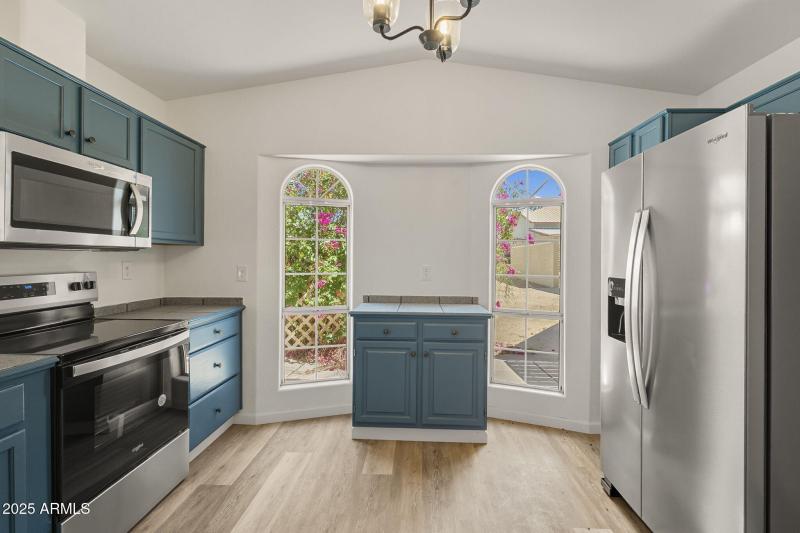 25-web-or-mls-Foothill-14