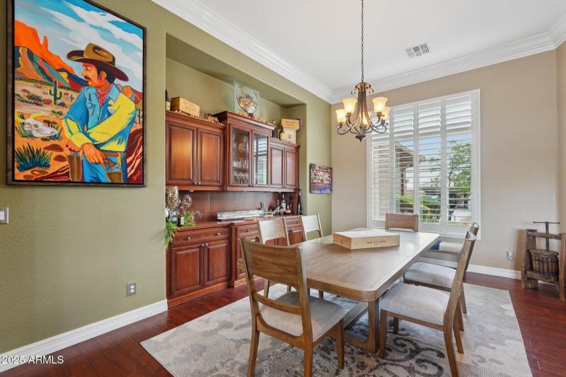 13-web-or-mls-W Shinnecock Way-S1209-014