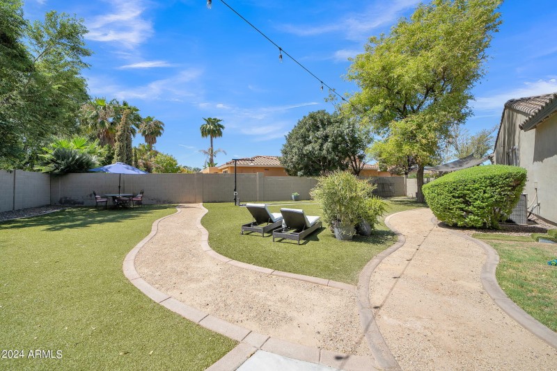 44-web-or-mls-44_236_a4m_01