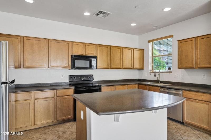 1702 E Joseph Way-12