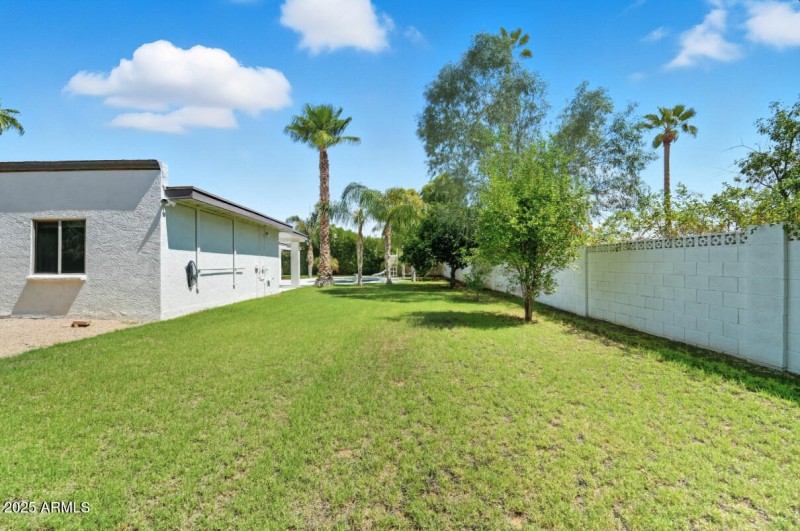 5601 E Sweetwater Ave-52