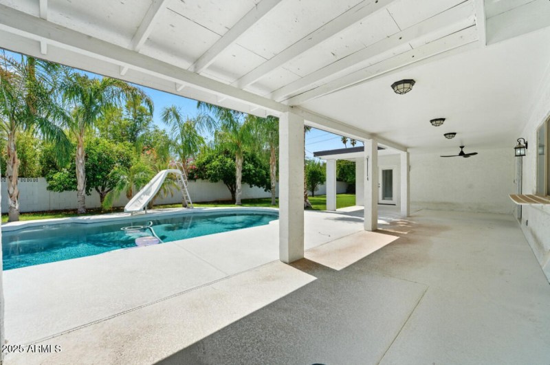 5601 E Sweetwater Ave-49