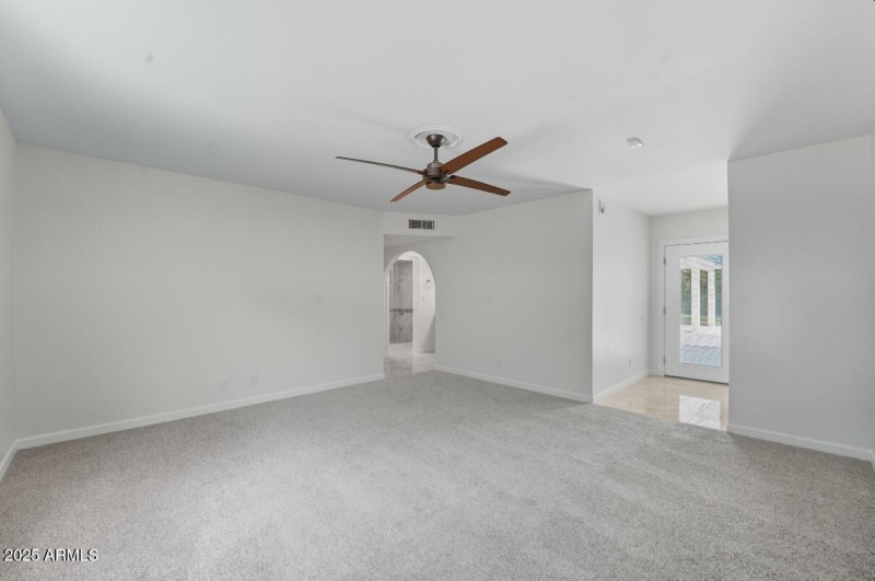 5601 E Sweetwater Ave-26