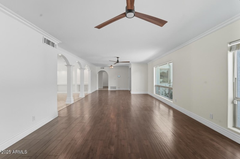 5601 E Sweetwater Ave-13