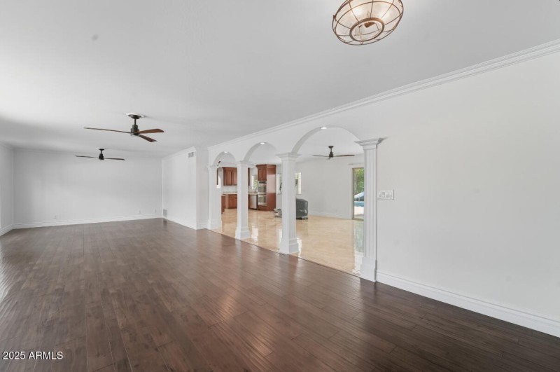 5601 E Sweetwater Ave-08