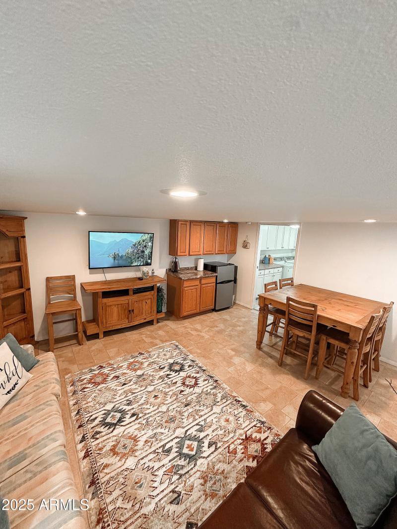 8FBDE8A9-76E7-4EA9-8AA9-A230FE5BA2E5