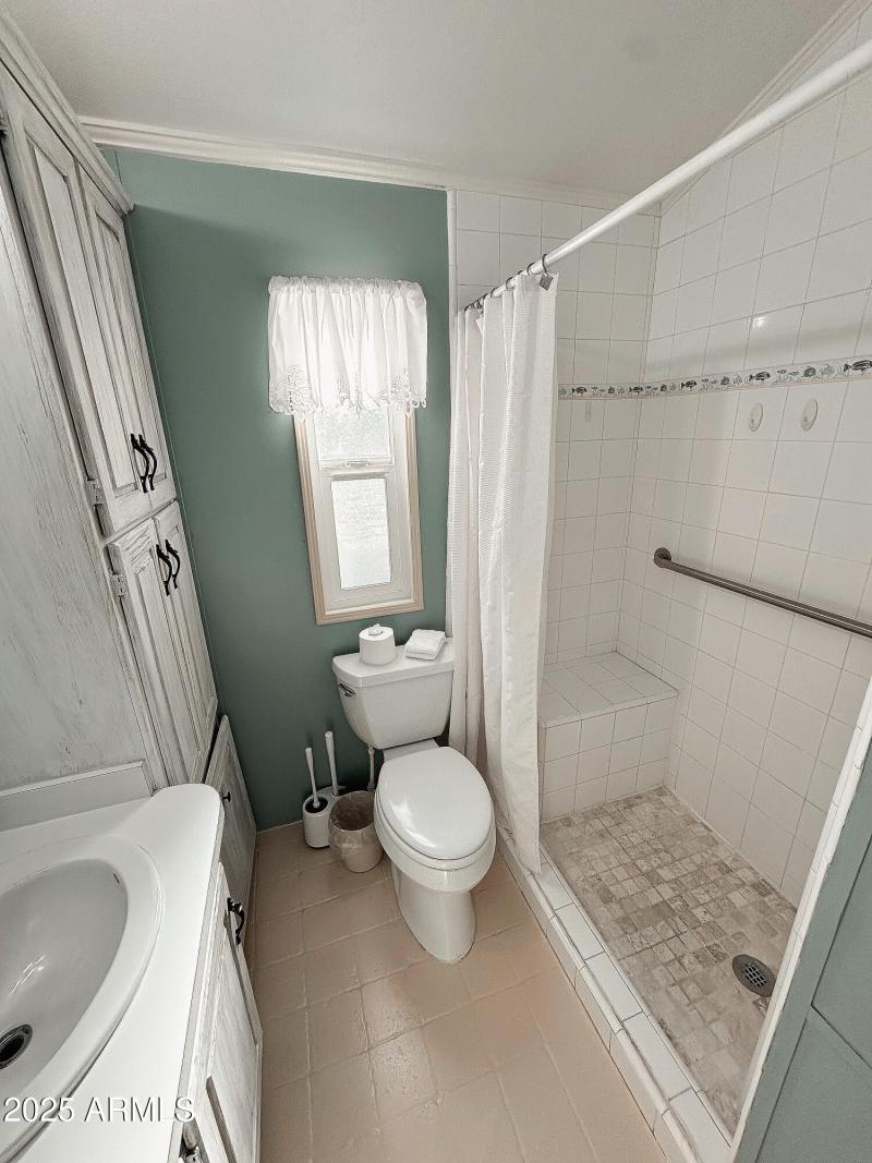 71E00A5E-8E4C-49B1-A8C8-BFF77B055111