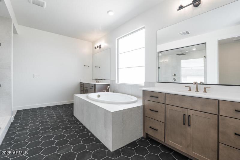 Tri Pointe Waterston Central 282 - Prima