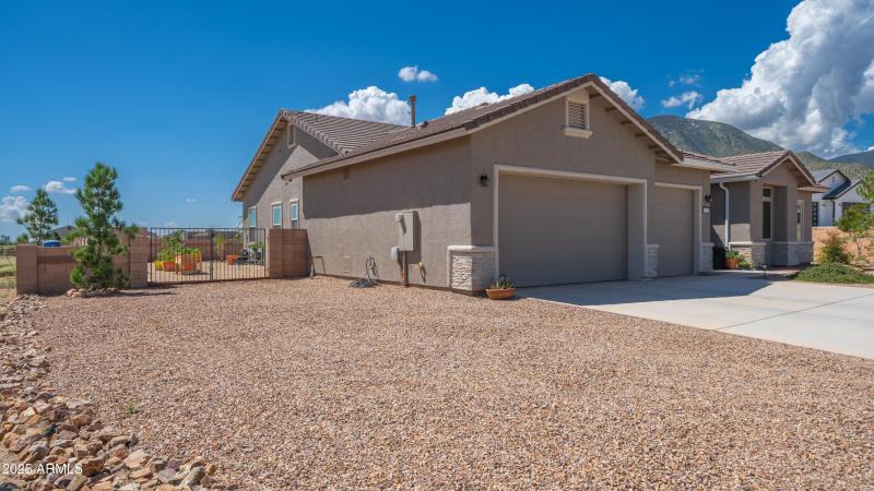 Exterior - 6760 Vaquero Cir-3