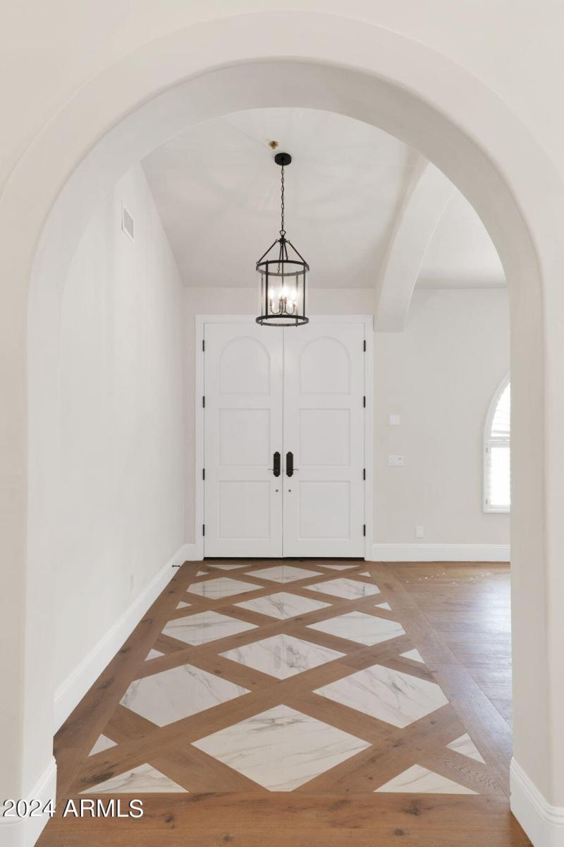 25-web-or-mls-P1097821