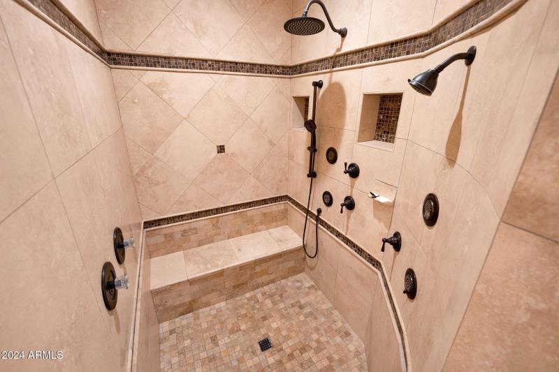 58-web-or-mls-35-print-P1097685