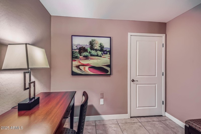 5450 E Deer Valley Dr Building 10 Unit 1