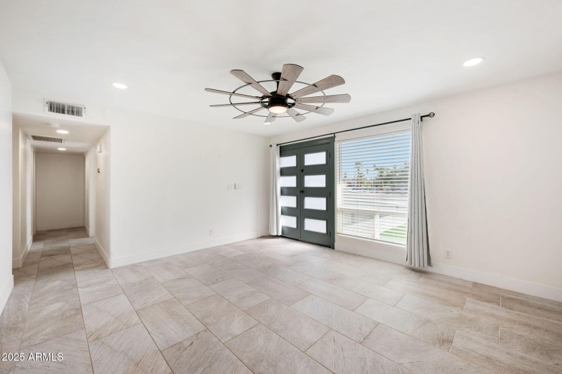 7-web-or-mls-_JMZ1521