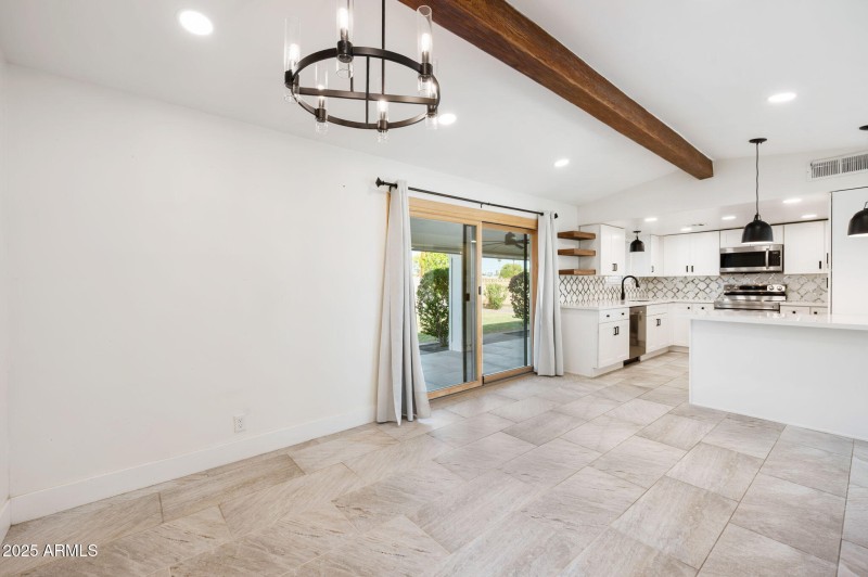 11-web-or-mls-_JMZ1541