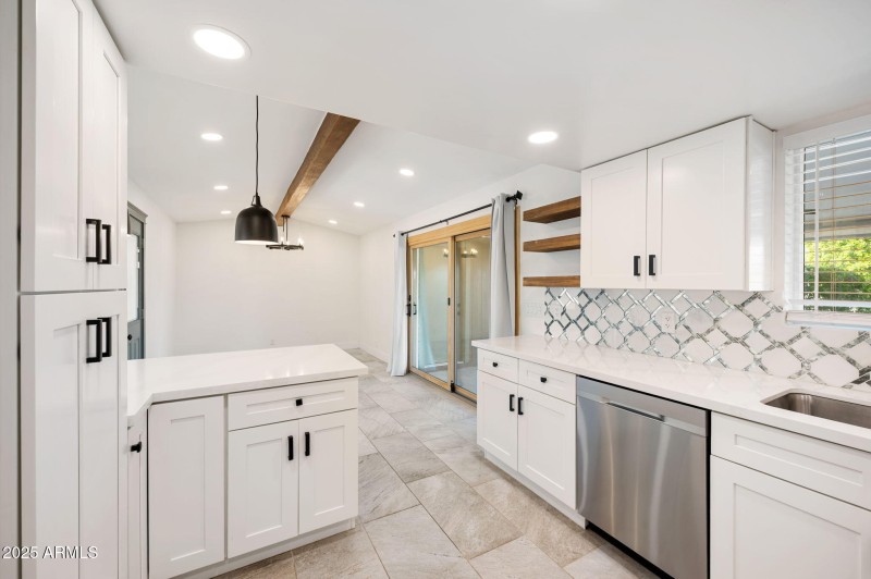 14-web-or-mls-_JMZ1550