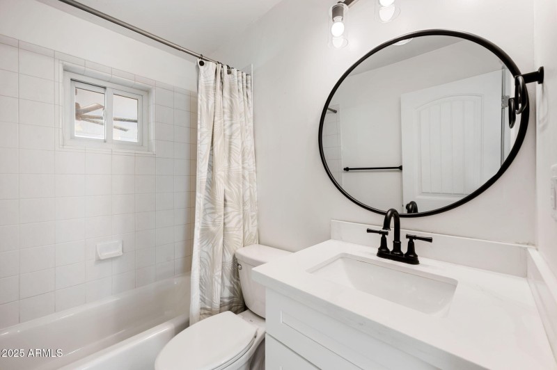 15-web-or-mls-_JMZ1553