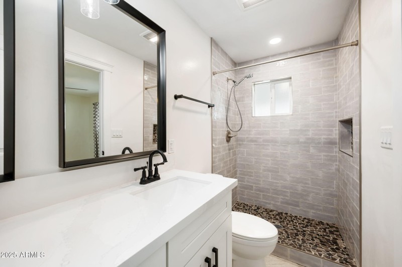 22-web-or-mls-_JMZ1577