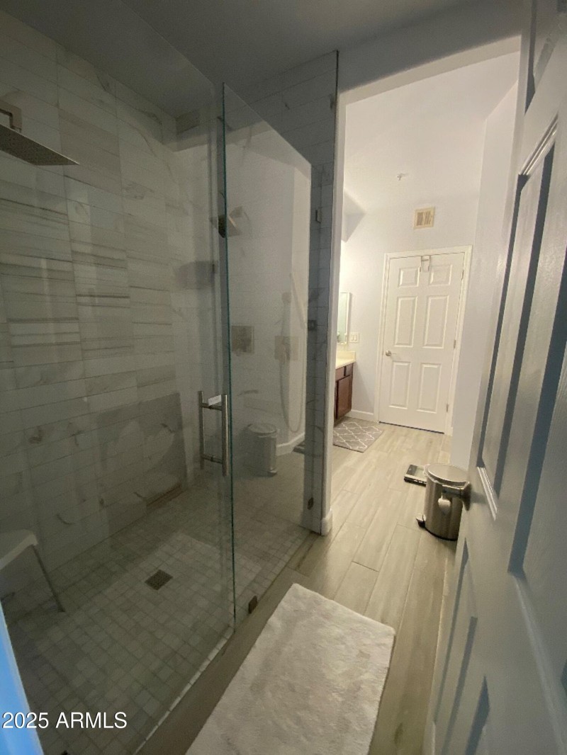 sig condo shower