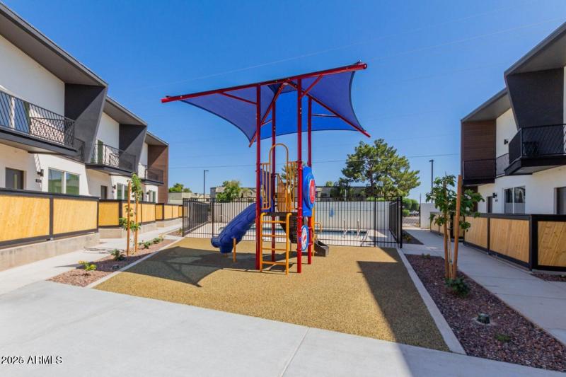 20241115200902322331000000-o