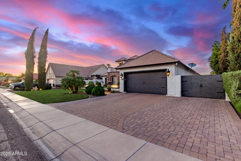 edbc4709335d1d6cb36eec7ede3d8afa