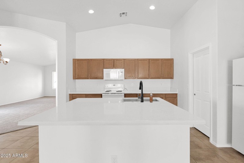 16-web-or-mls-P1293132