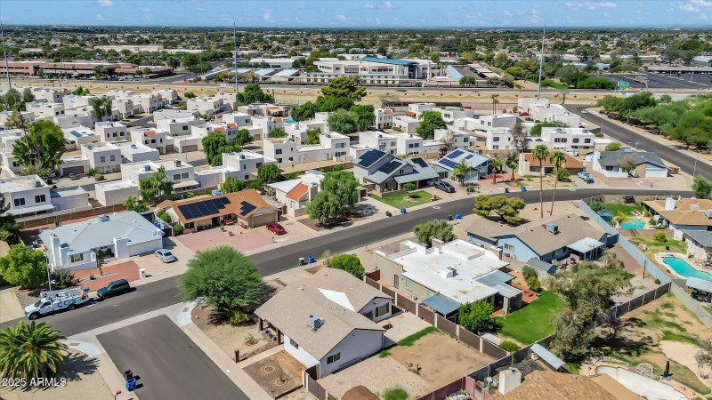 2442 W LE MARCHE AVE