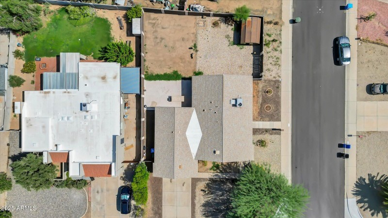 2442 W LE MARCHE AVE