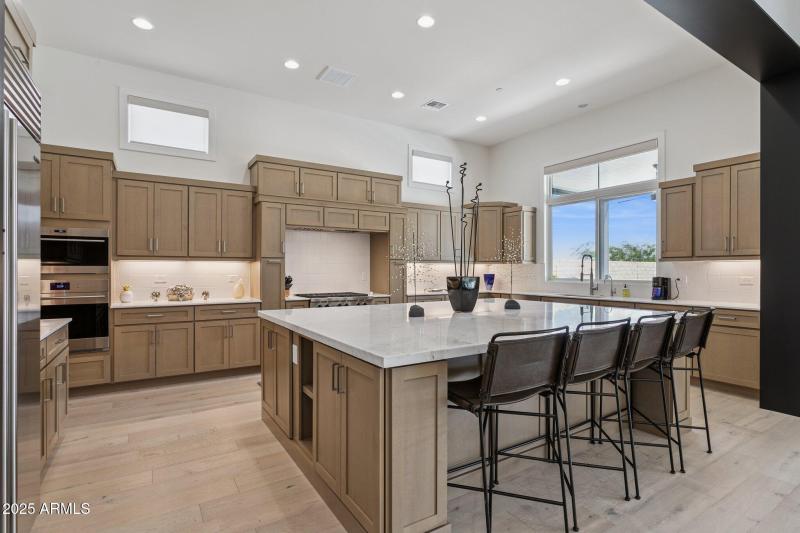 16-web-or-mls-12885-e-rosewood-dr