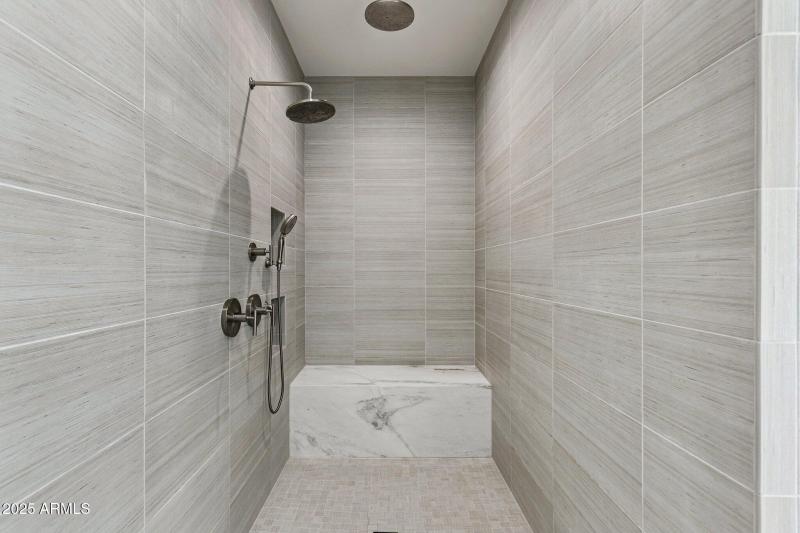 31-web-or-mls-12885-e-rosewood-dr