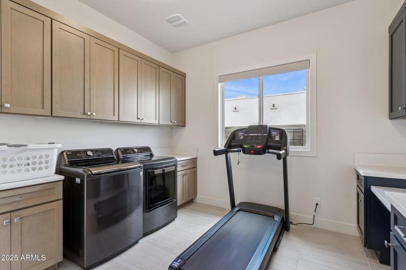 46-web-or-mls-12885-e-rosewood-dr