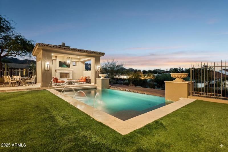 Generated Image September 13, 2025 - 12_