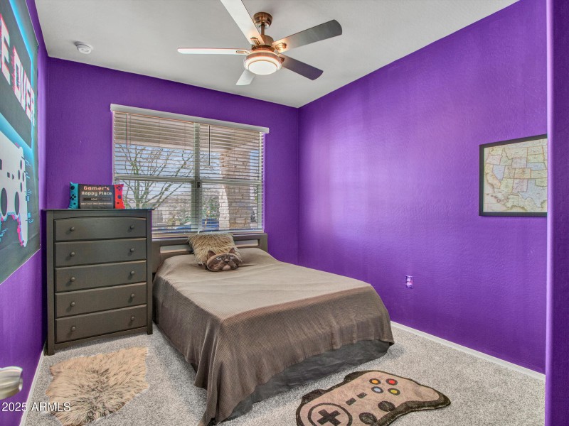 03-Front-Bedroom-(1)