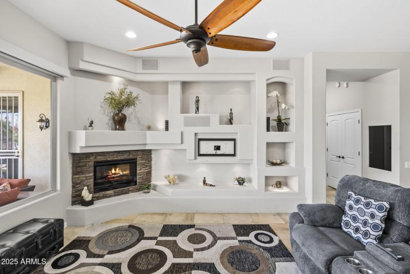 21916 N Pedregosa Ct Sun City West - 214