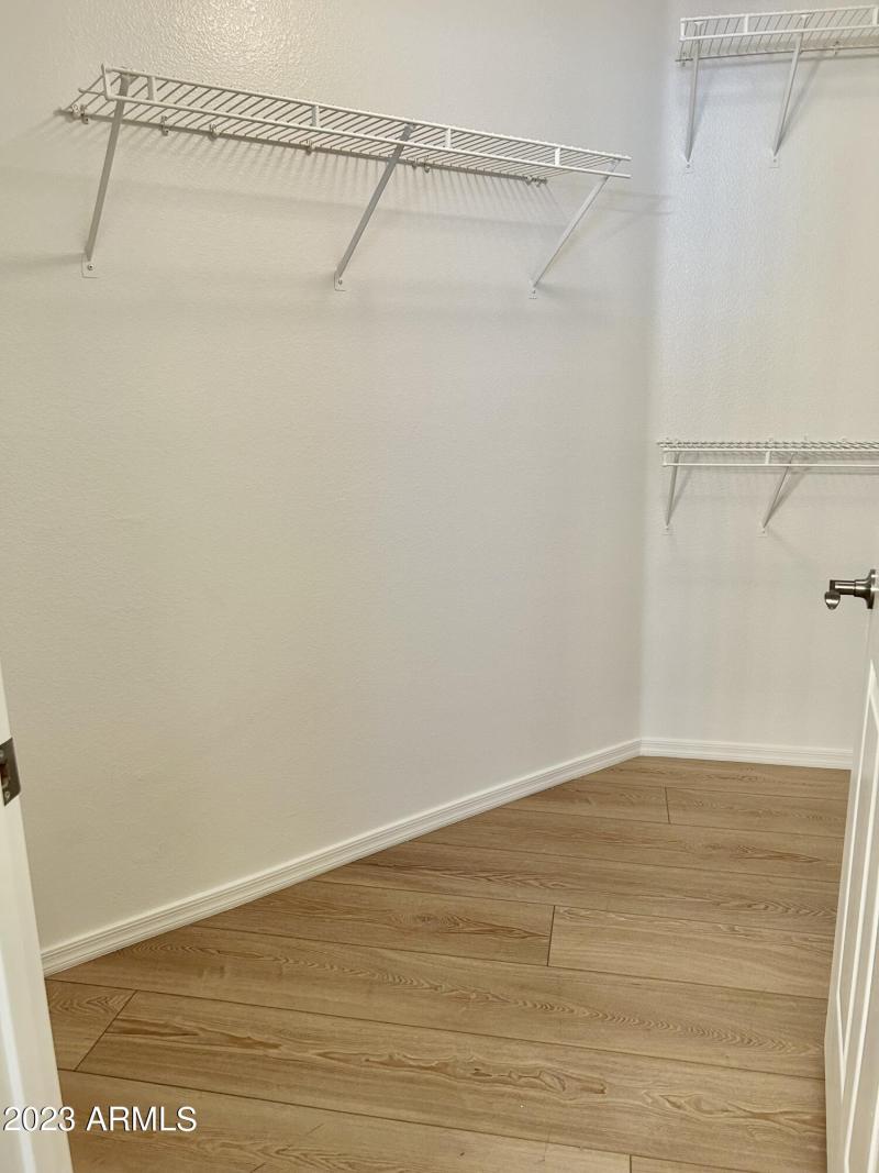 WALK IN CLOSET IN MASTER