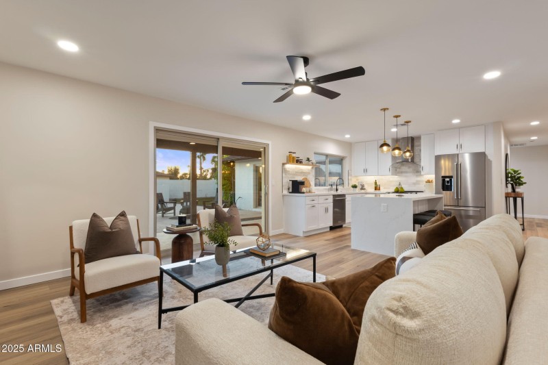 27-web-or-mls-15034-n-54th-st