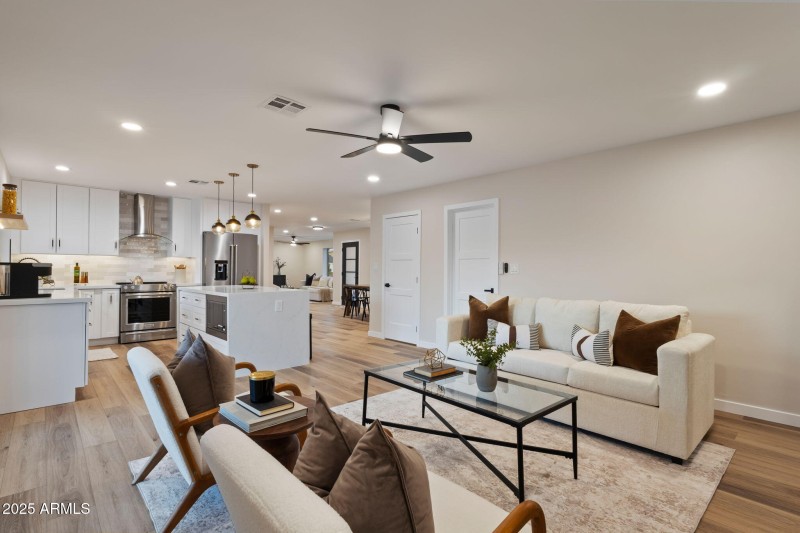 28-web-or-mls-15034-n-54th-st