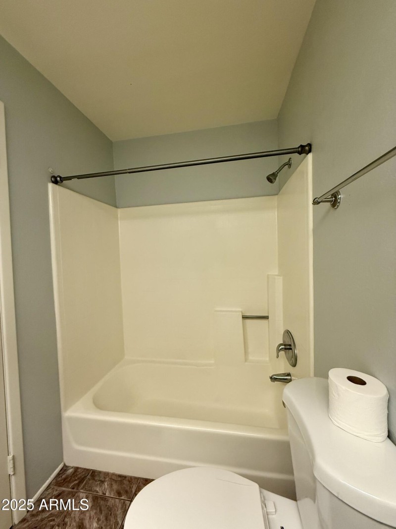 hallwaybath