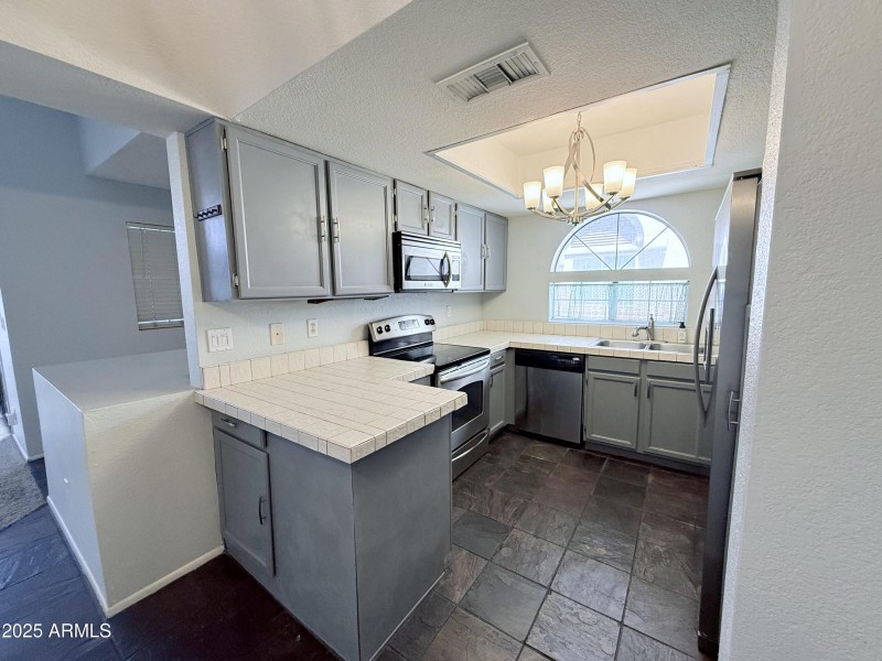 kitchen2